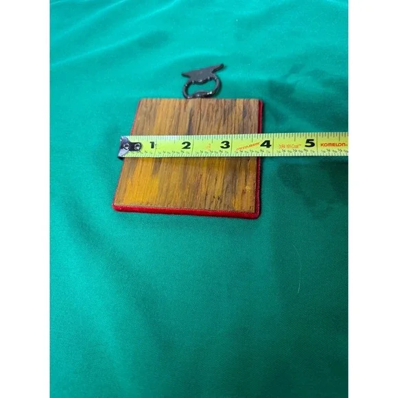 Vintage Wooden Wall Art Plaque Children with Eagle Ring Handle - Picture 6 of 6